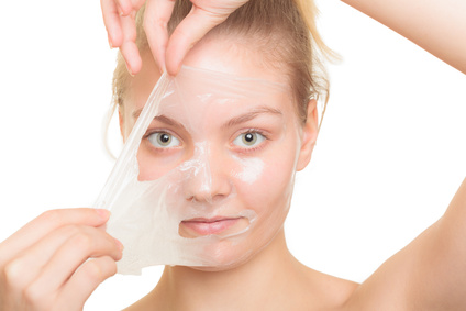 Natural peel off mask at home